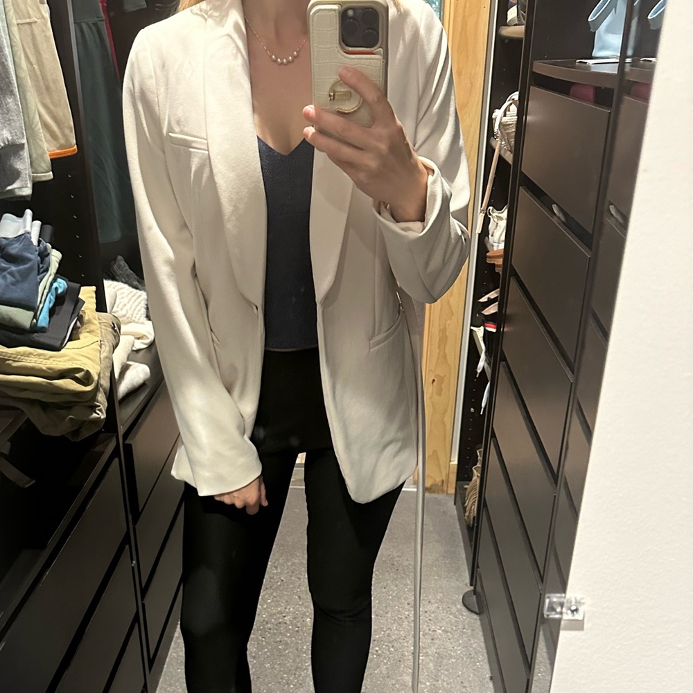 Nicole Miller New York - Cream Blazer